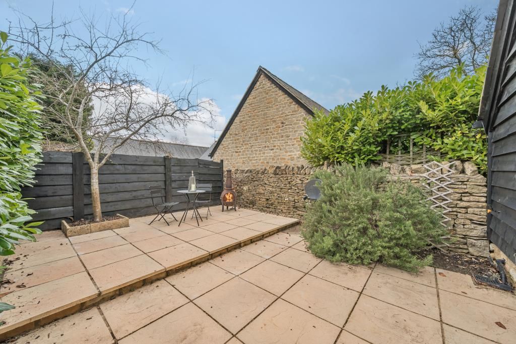 1 bed cottage to rent in Churchill, Chipping Norton OX7, £1,500 pcm