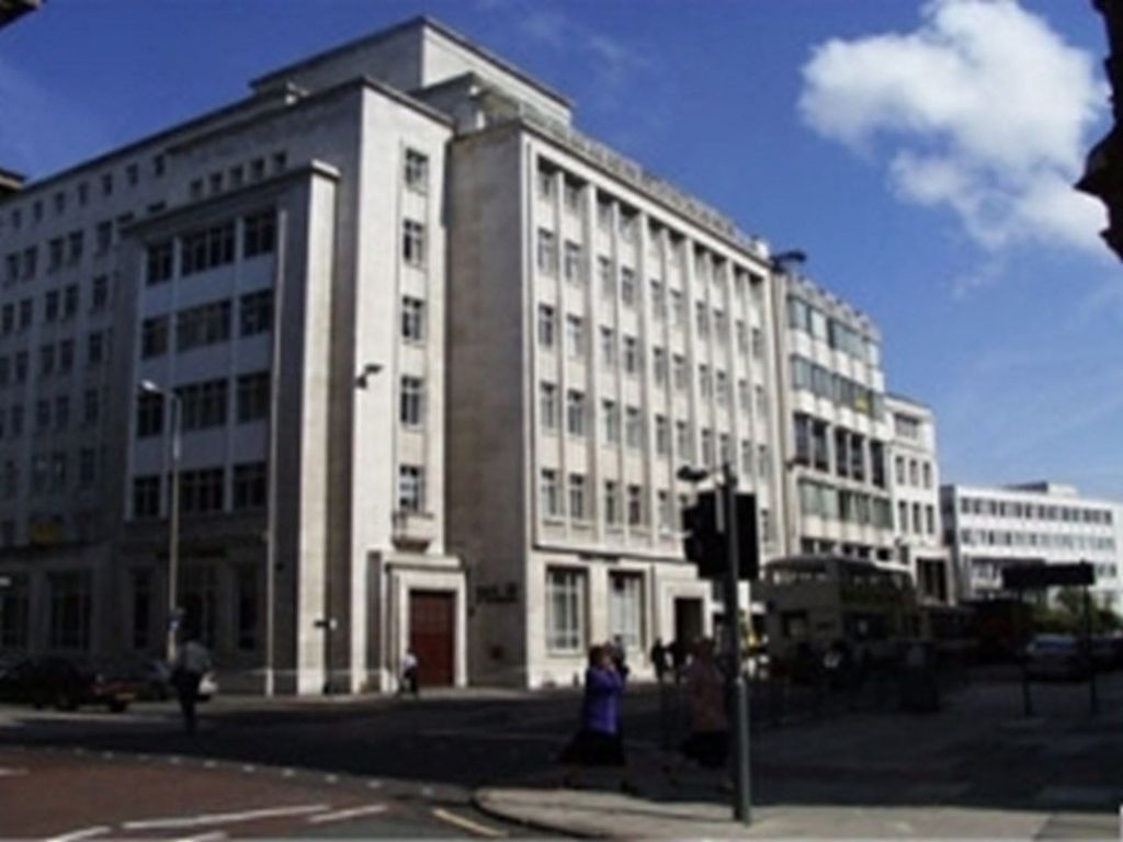 Office to let in 43 Castle Street, Liverpool L2, £16,864 pa