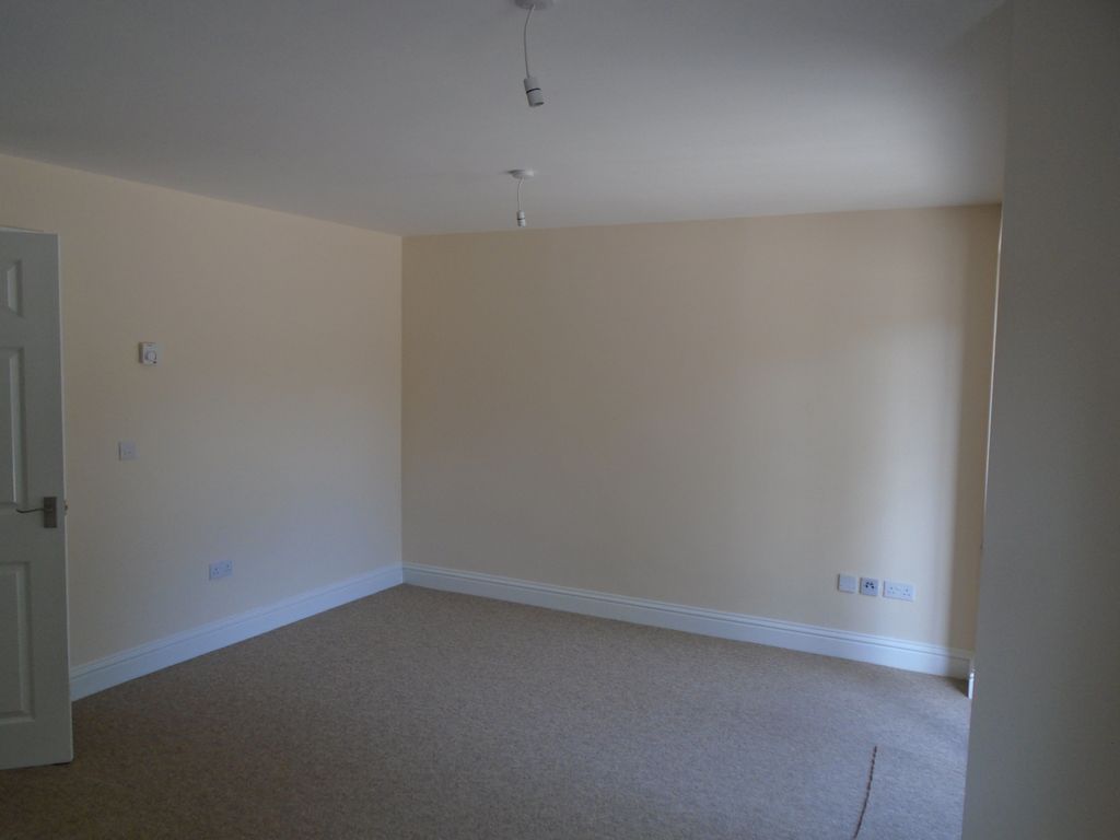 1 bed flat to rent in Middleton Road, Salisbury SP2, £850 pcm