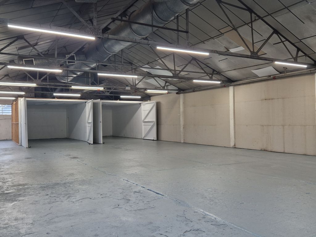 Light industrial to let in Clough Road, Hull HU6, £26,424 pa