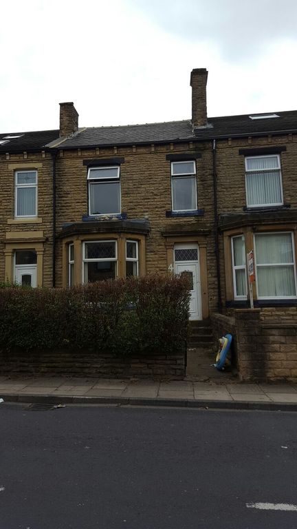 3 bed terraced house to rent in Pollard Lane, Bradford BD2, £800 pcm