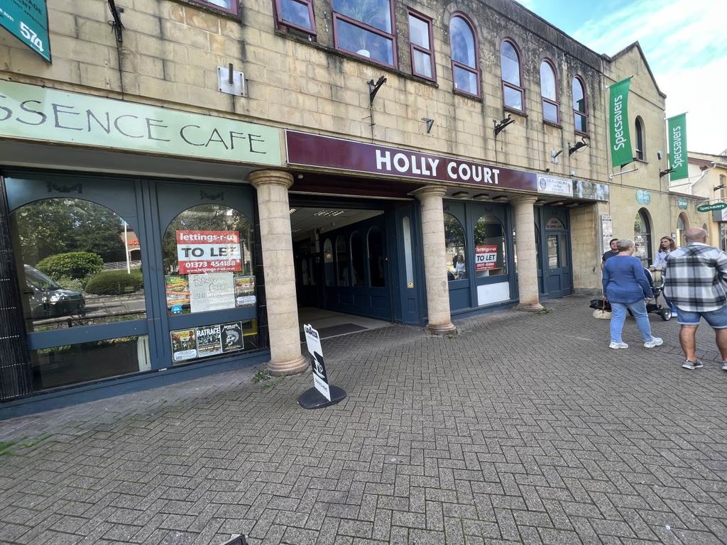Commercial property to let in Holly Court, Midsomer Norton, Nr Radstock BA3, £4,200 pa
