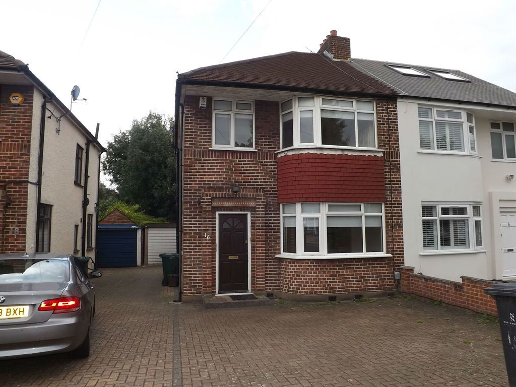 3 bed semi-detached house to rent in Cranmer Road, Edgware HA8, £2,250 pcm