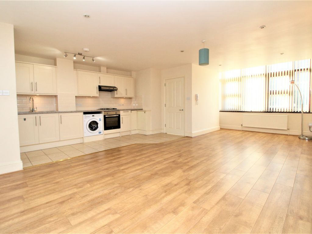 2 bed flat to rent in Kirkdale, Sydenham SE26, £1,500 pcm