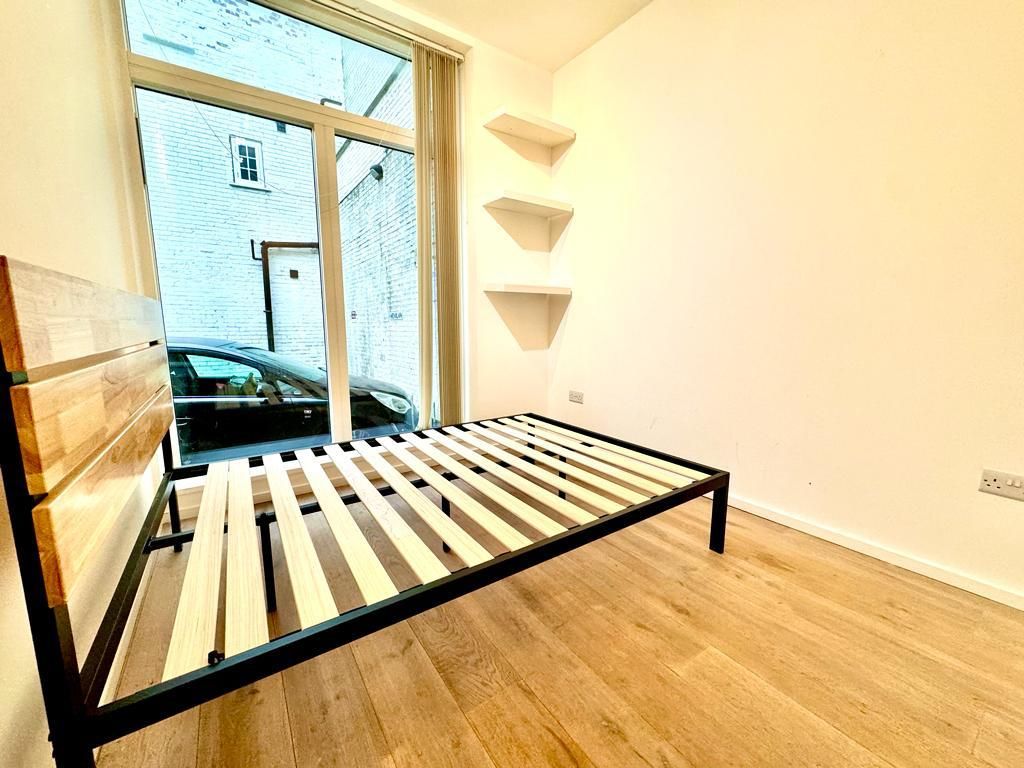 3 bed terraced house to rent in Blackstock Mews, Highbury N4, £3,600 pcm