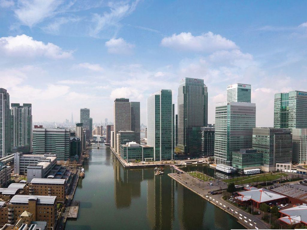 2 bed flat for sale in Dollar Bay, 3 Dollar Bay Place, Canary Wharf, London E14, £1,330,000