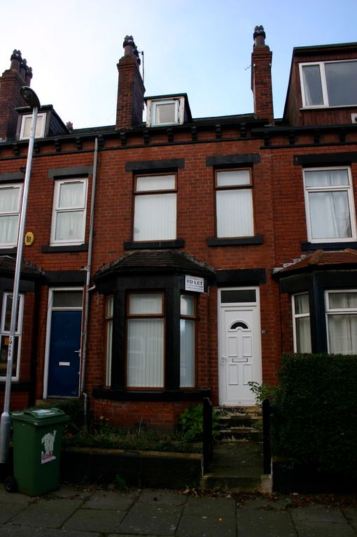 4 bed terraced house to rent in Mayville Street, Hyde Park, Leeds LS6, £407 pppm