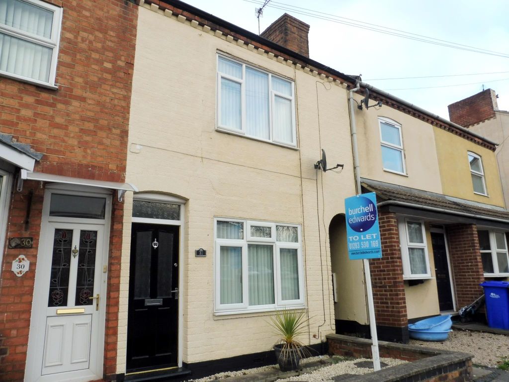2 bed property to rent in Heath Road, Burton On Trent, Burton-On-Trent DE15, £725 pcm