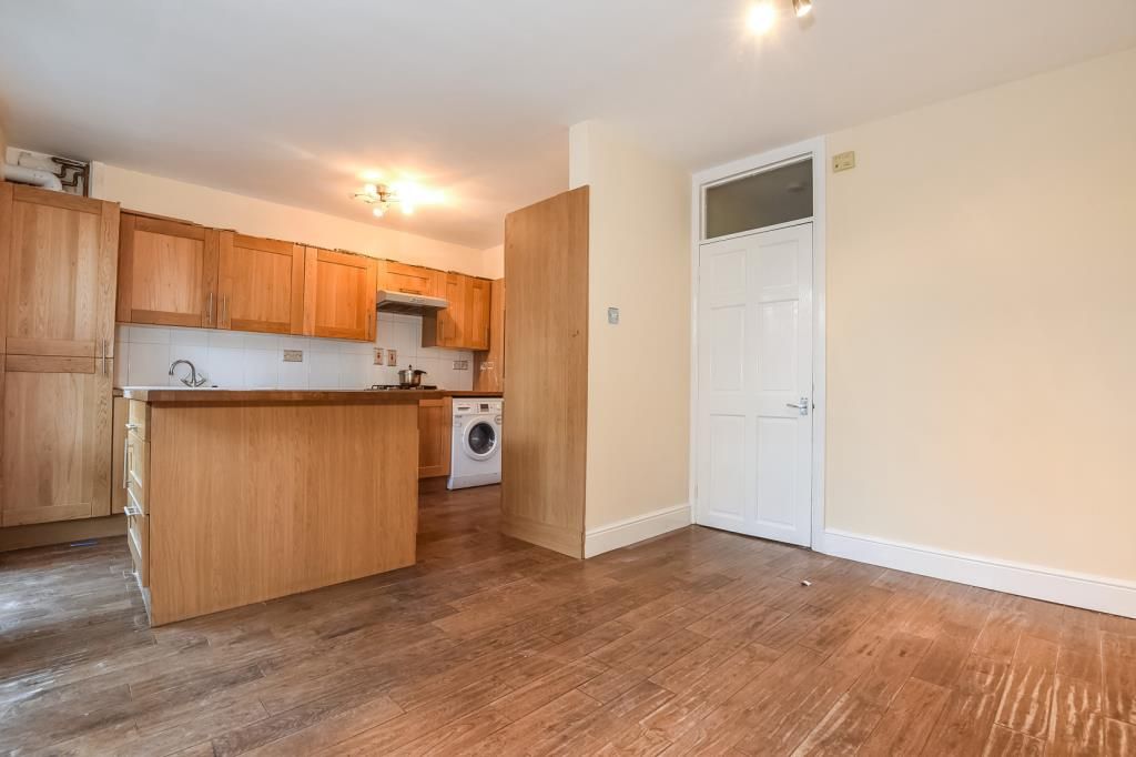4 bed town house to rent in Hornby Close, Swiss Cottage NW3, £4,333 pcm