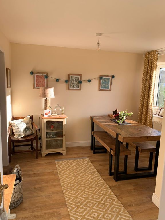 3 bed bungalow to rent in Deepmore Close, Alrewas DE13, £950 pcm