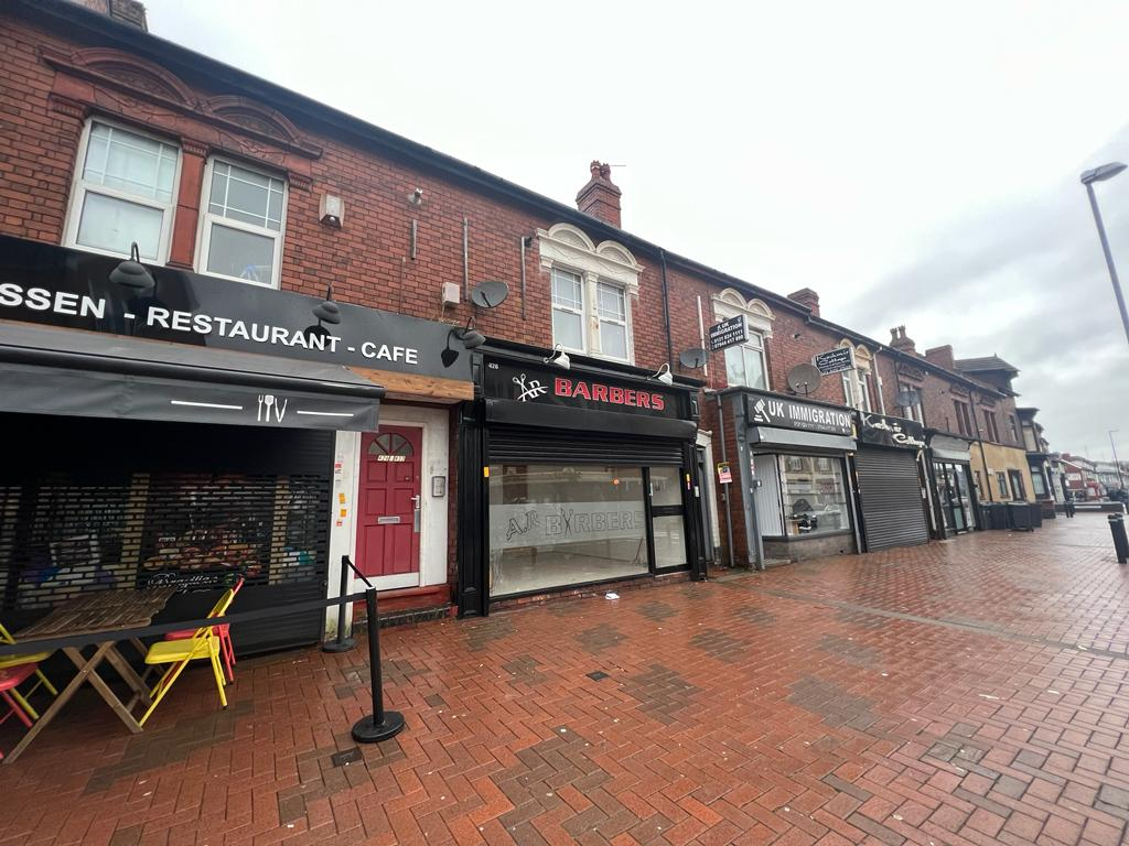 Retail premises to let in Bearwood Road, Smethwick B66, £8,340 pa