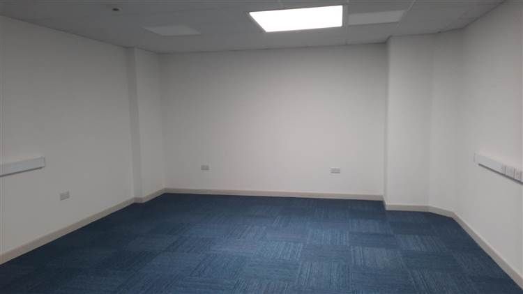 Office to let in Bathpool, Taunton TA1, £17,500 pa