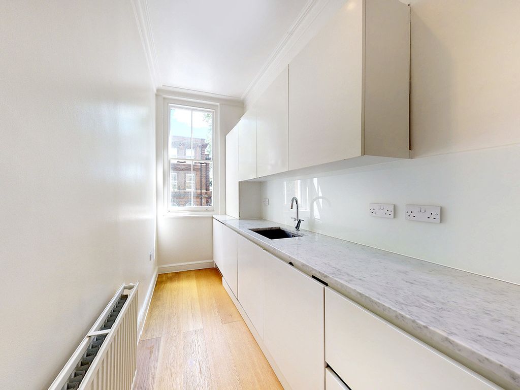 Studio to rent in Upper Street, Islington, London N1, £1,650 pcm