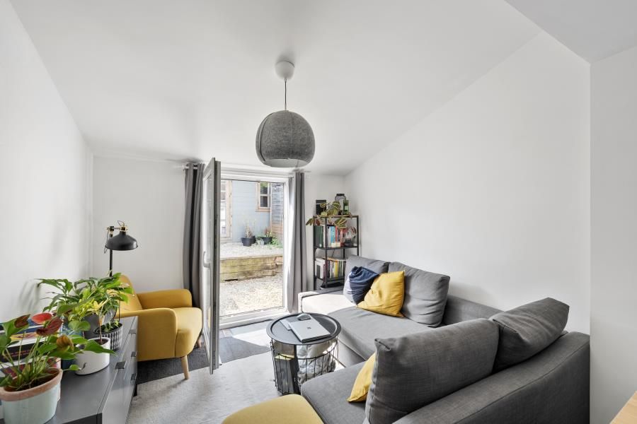 1 bed flat to rent in Sefton Park Road, Bristol BS7, £1,150 pcm