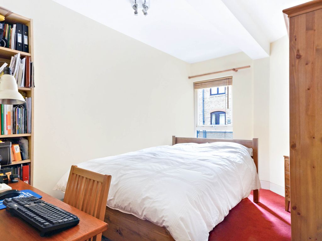 2 bed flat for sale in Falconet Court, 123 Wapping High Street, London E1W, £725,000