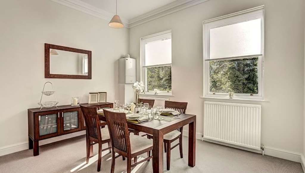 2 bed flat to rent in Somerset Court, Lexham Gardens, Kensington W8, £4,117 pcm
