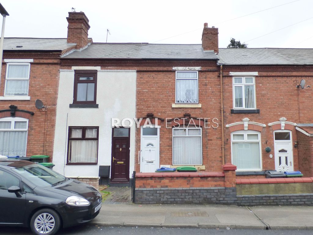 2 bed terraced house to rent in Cambridge Street, West Bromwich, West Midlands B70, £895 pcm