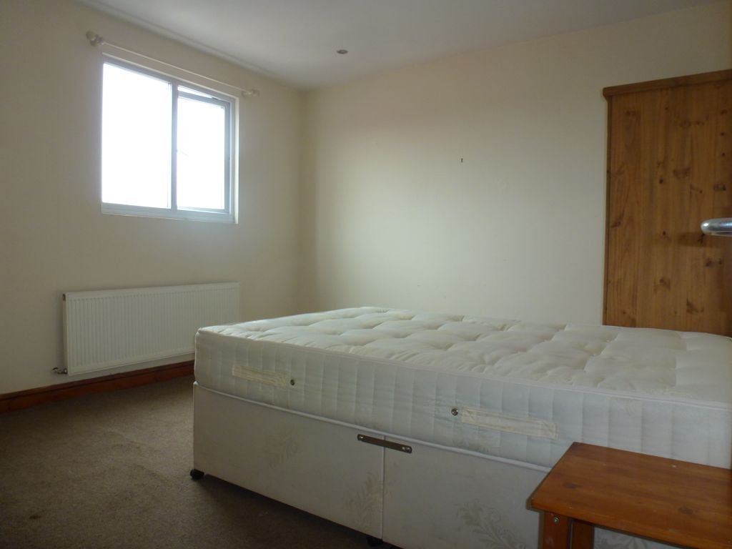 9 bed semi-detached house to rent in Penylan Road, Penylan CF23, £550 pcm
