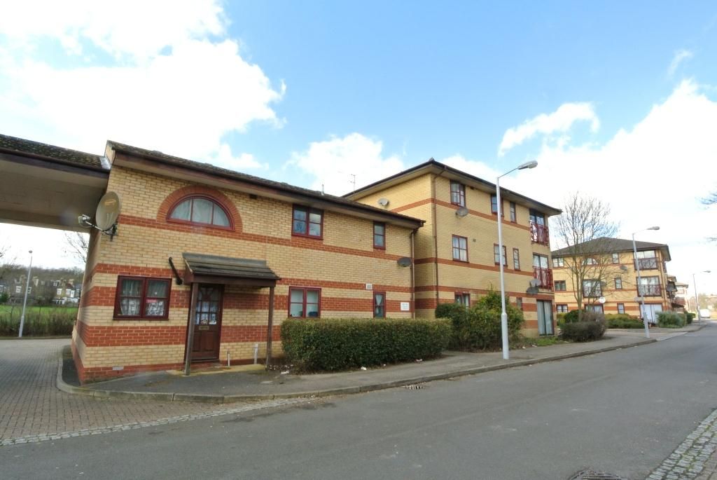 1 bed flat to rent in Pincott Place, Brockley SE4, £1,250 pcm