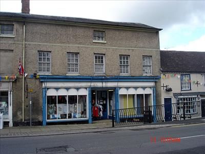 Retail premises to let in 5 High Street, Hungerford, West Berkshire RG17, £25,000 pa