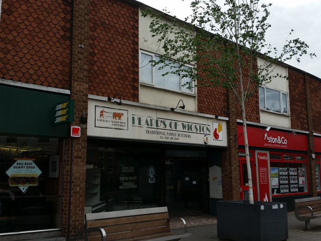 Retail premises to let in Long Street, Wigston, Leicester LE18, £15,000 pa