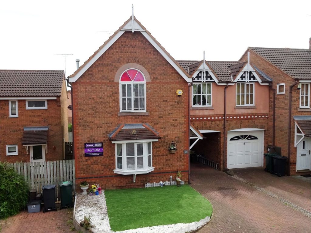 3 bed link-detached house for sale in Benton Drive, Chester CH2, £340,000