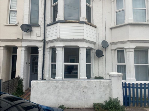 1 bed flat to rent in Burnaby Road, Southend-On-Sea SS1, £775 pcm