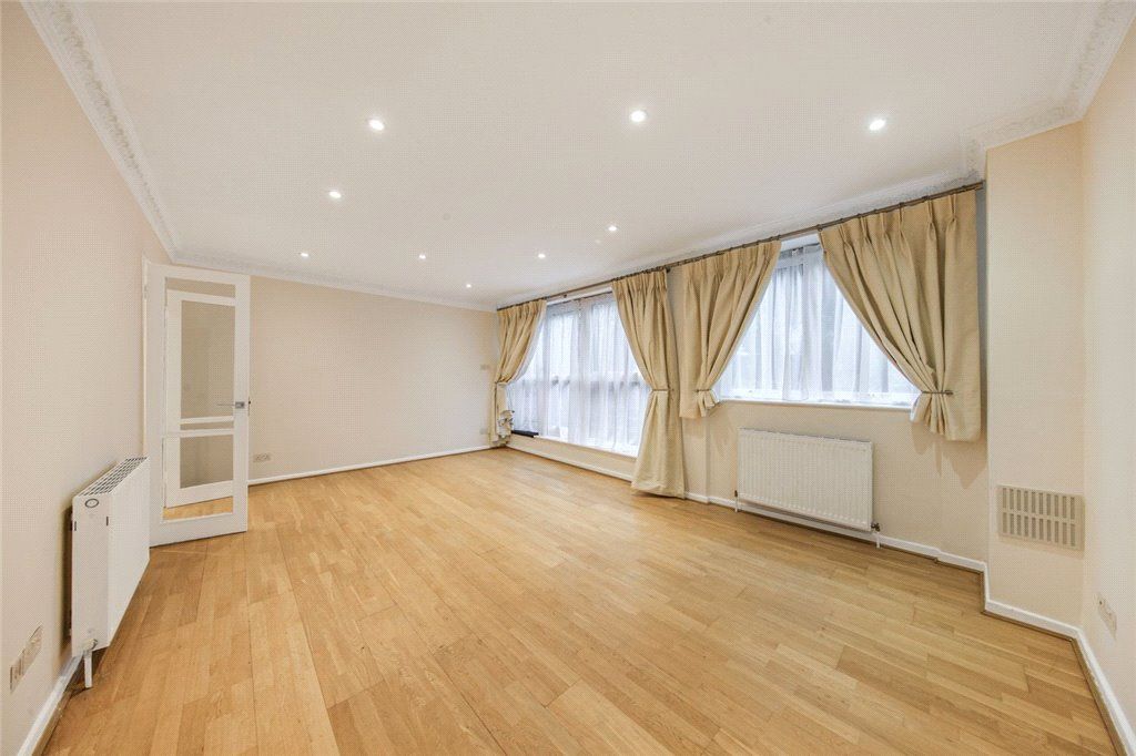 4 bed detached house to rent in Loudoun Road, London NW8, £8,000 pcm