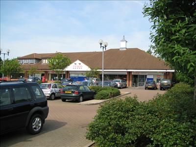 Retail premises to let in Shenley Brook End, Milton Keynes, Buckinghamshire MK5, Non quoting