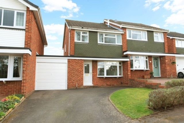 3 bed semi-detached house to rent in Applebrook, Shifnal TF11, £925 pcm