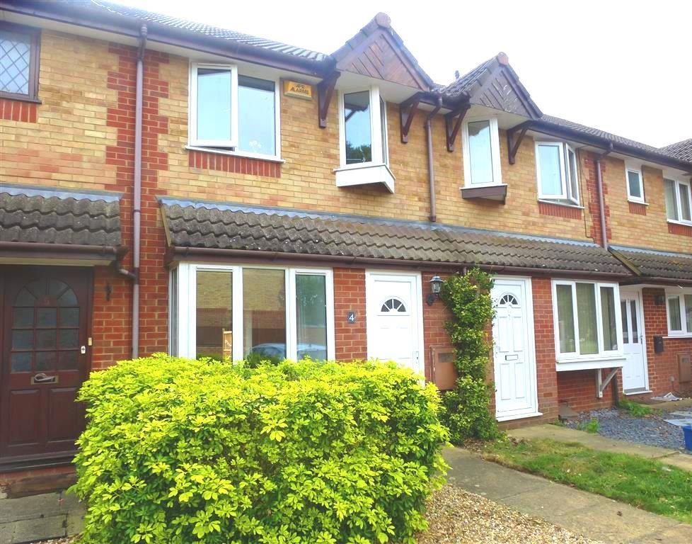 2 bed property to rent in Burdock Court, Newport Pagnell MK16, £1,150 pcm