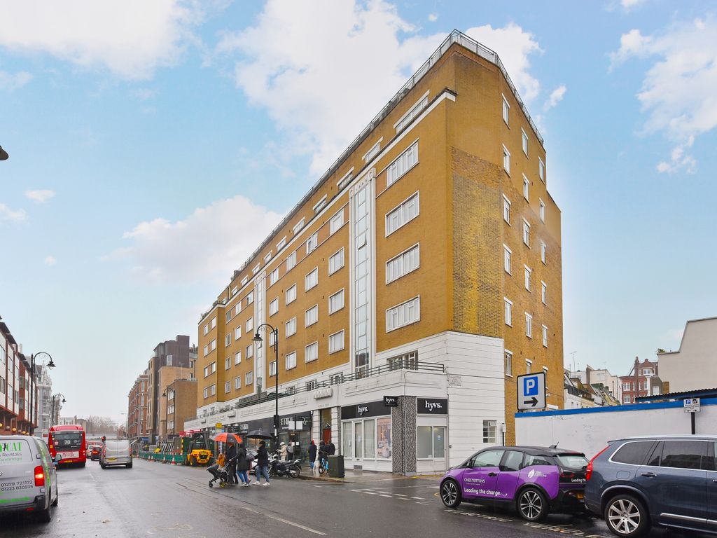 2 bed flat for sale in Harrington Road, London SW7, £1,350,000