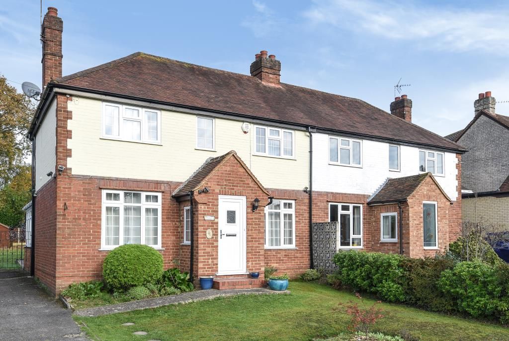 3 bed semi-detached house to rent in Amersham, Buckinghamshire HP7, £2,100 pcm