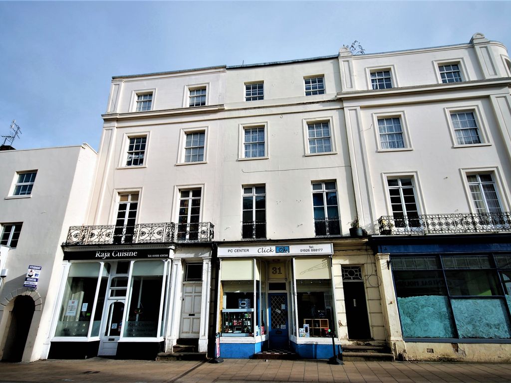 2 bed flat to rent in Bath Street, Leamington Spa CV31, £1,600 pcm
