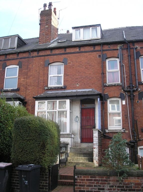 4 bed terraced house to rent in Royal Park Avenue, Hyde Park, Leeds LS6, £464 pppm