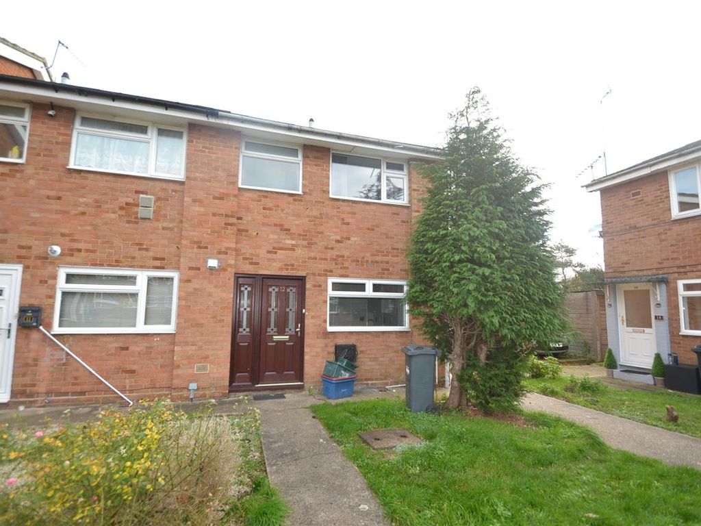 2 bed end terrace house for sale in Peninsular Close, Feltham TW14, £420,000