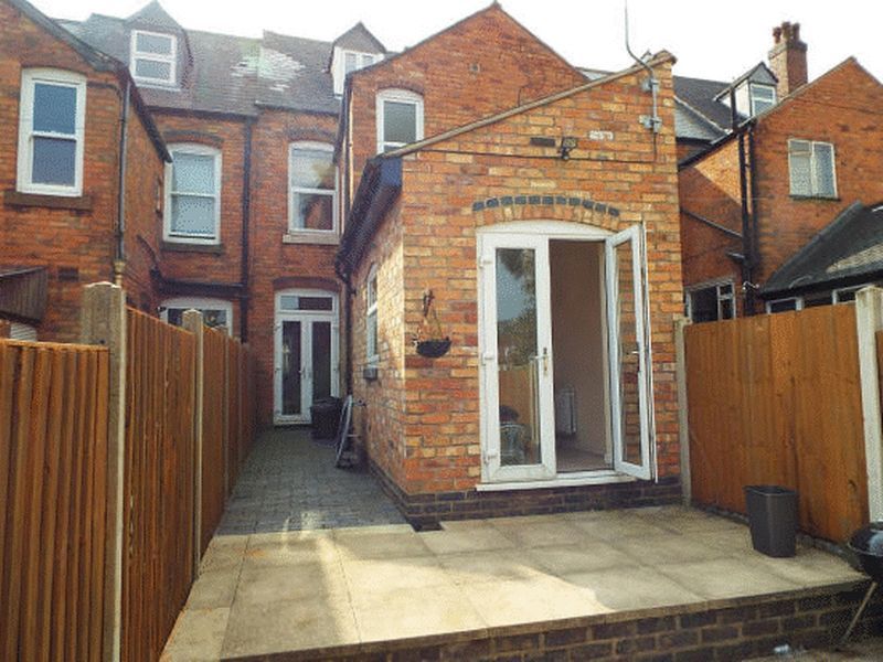 4 bed terraced house to rent in Bournville Lane, Stirchley, Birmingham B30, £1,612 pcm