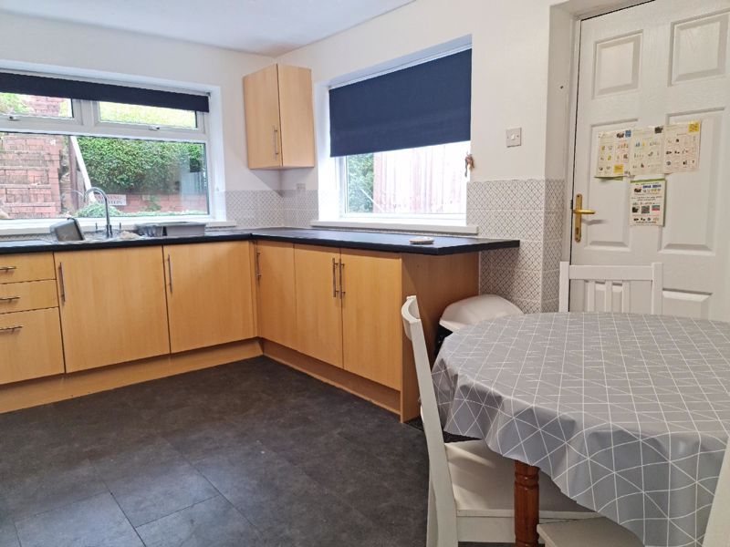 4 bed end terrace house to rent in Harborne Lane, Selly Oak, Birmingham B29, £1,560 pcm