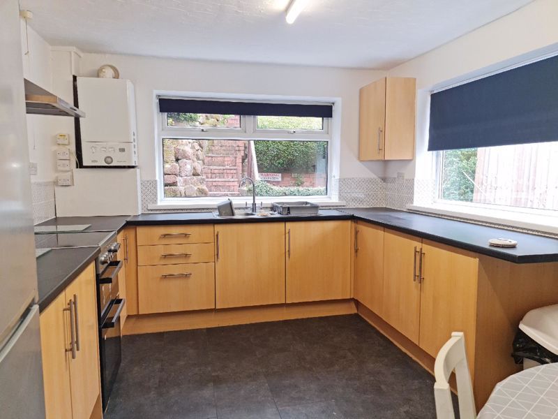 4 bed end terrace house to rent in Harborne Lane, Selly Oak, Birmingham B29, £1,560 pcm