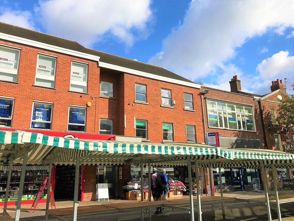 Office to let in First Floor, Suite 2, 79-79A High Street, Newcastle-Under-Lyme, Staffordshire ST5, £2,800 pa