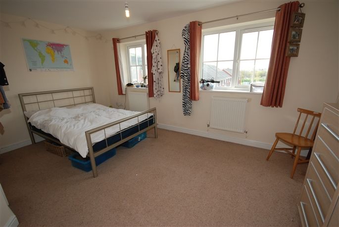 5 bed semi-detached house to rent in Clos Gerallt, Llanbadarn Fawr, Aberystwyth SY23, £1,900 pcm