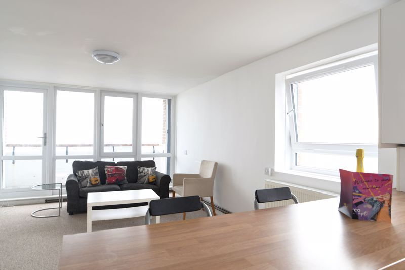 2 bed flat to rent in Grosvenor Street, Brighton BN2, £1,573 pcm