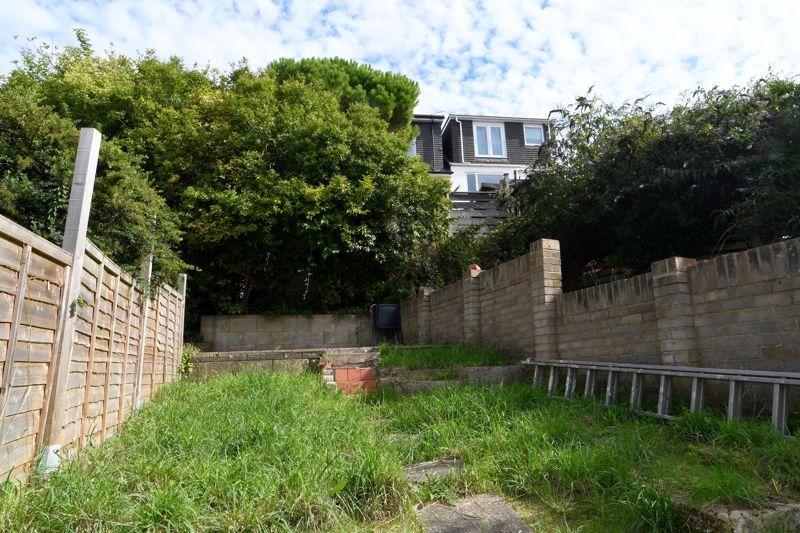 3 bed detached house to rent in Milner Road, Brighton BN2, £2,074 pcm