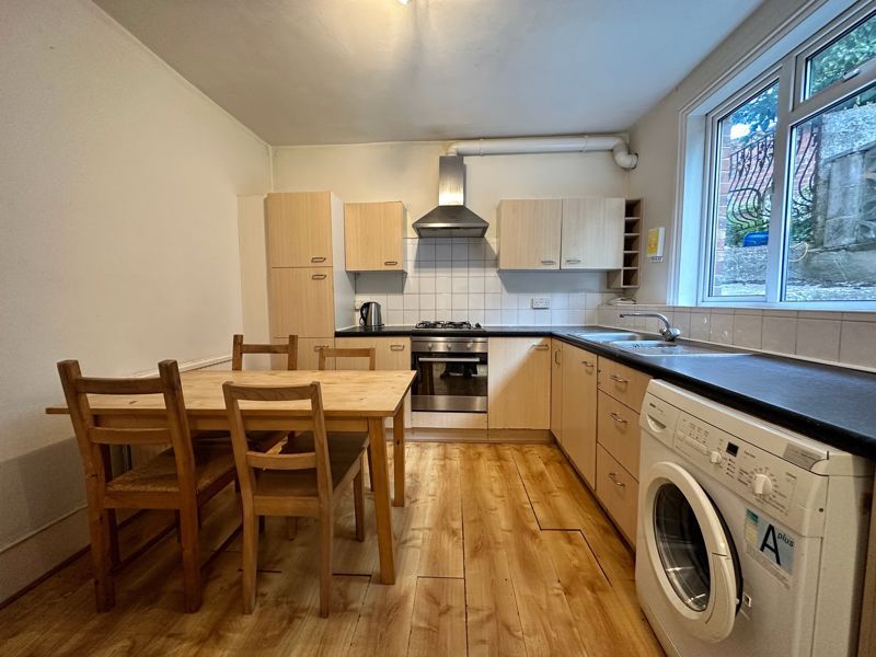 4 bed terraced house to rent in May Road, Brighton BN2, £2,514 pcm