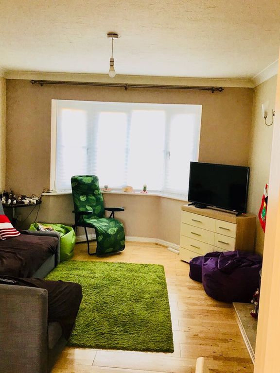 4 bed shared accommodation to rent in Wigston Road, Coventry CV2, £1,600 pcm