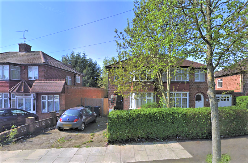 4 bed semi-detached house to rent in Booth Road, Colindale NW9, £3,000 pcm
