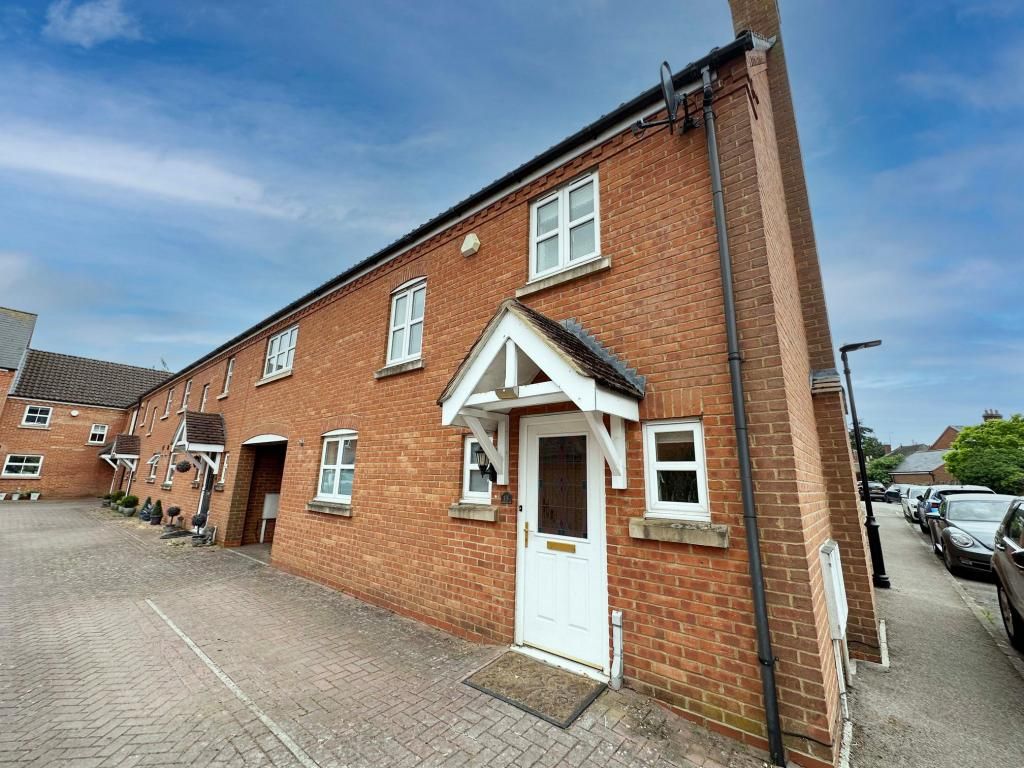 3 bed link-detached house to rent in Eagle Way, Harrold MK43, £1,400 pcm