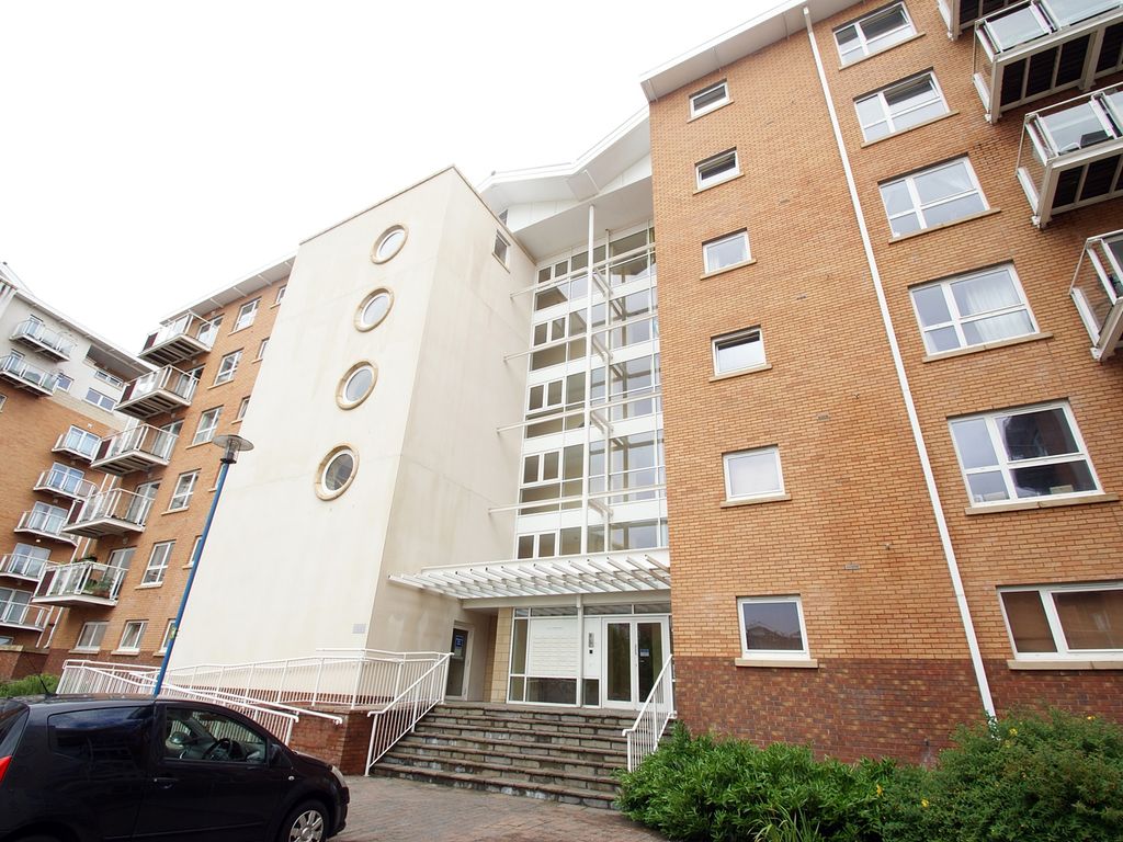 1 bed flat to rent in Penstone Court, Chandlery Way, Cardiff CF10, £825 pcm