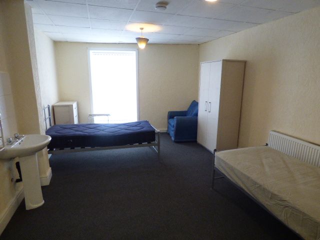 Room to rent in Albert Street, Nelson BB9, £400 pcm