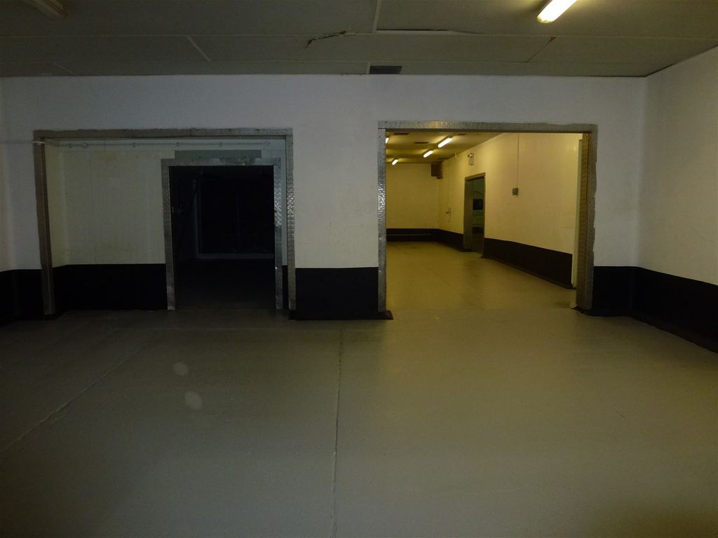 Commercial property to let in Hall Farm Business Park, Dereham Road, Hingham NR9, £7,695 pa